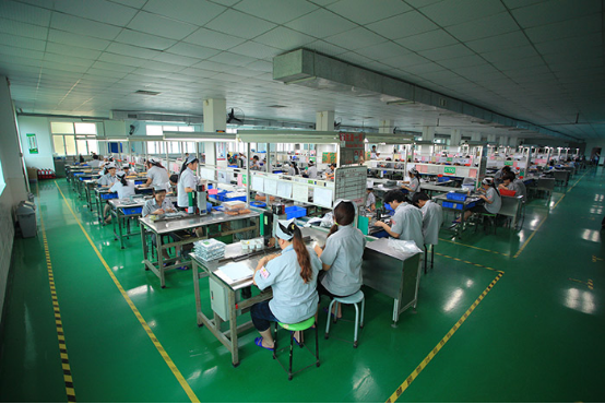 升威电子组装车间